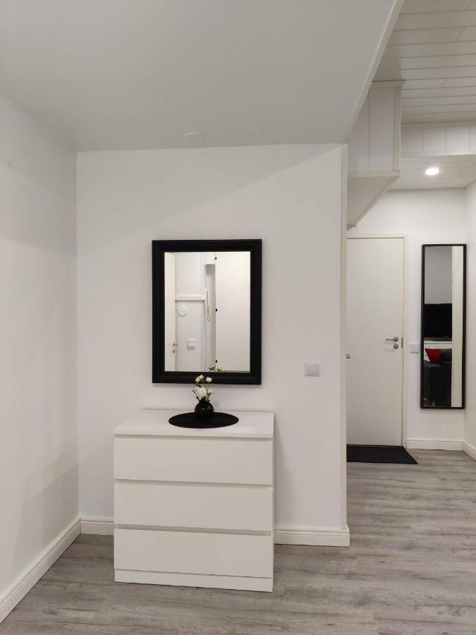 Alexi Apartments - Newly Renovated Apt In The Heart Of The City Near To Railway Station And Nokia Arena Тампере Екстериор снимка